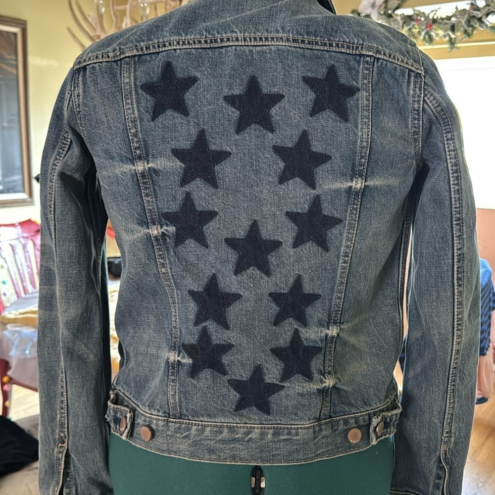 NWOT GAP 1969 star embellished denim jacket